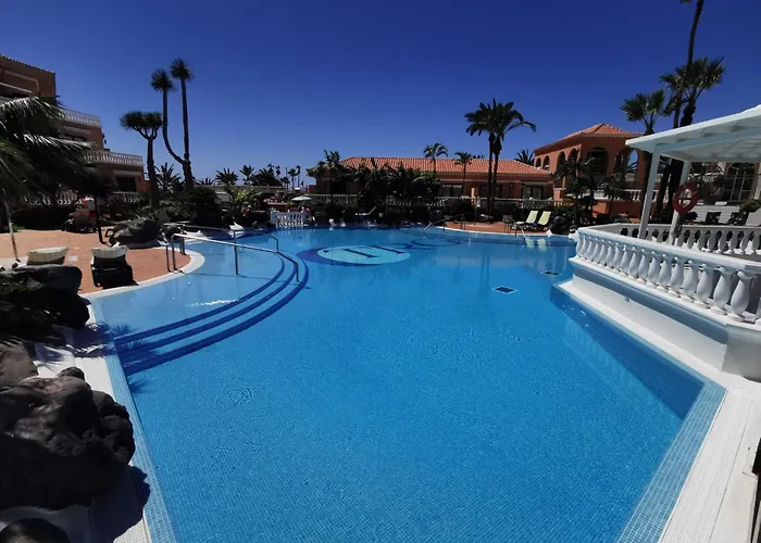 Heated Pool Royal Gardens By Deihu Experiences Playa de las Americas (Tenerife)