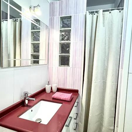 Apartman Heated Pool Royal Gardens By Deihu Experiences