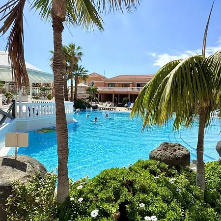 Heated Pool Royal Gardens By Deihu Experiences Apartment Playa de las Americas (Tenerife)